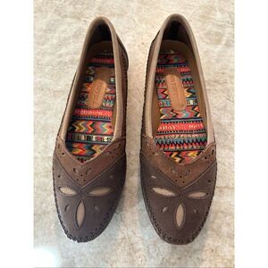 HUSH PUPPIES Brown Moccasins Size 9